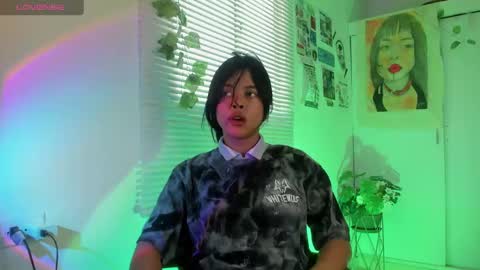 cASSie online show from January 17, 5:08 pm