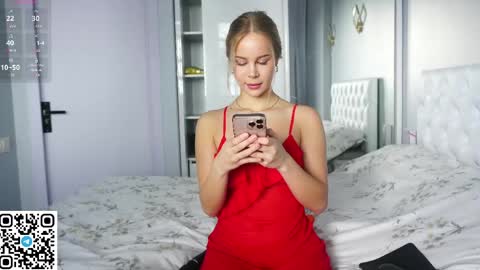 Cassie online show from June 2, 7:20 am