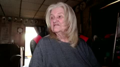 cat online show from October 8, 5:39 pm