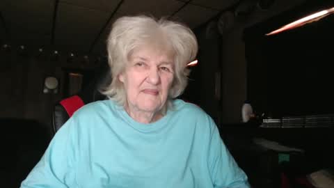 cat online show from February 18, 4:27 pm