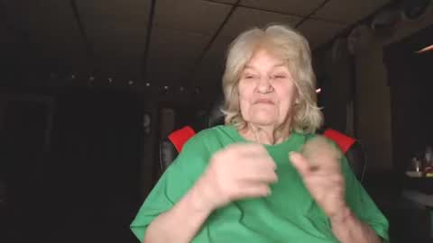 cat online show from January 15, 4:11 pm