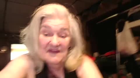 cat online show from October 14, 4:53 pm