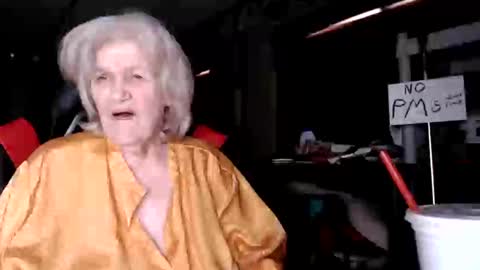 cat online show from February 8, 4:46 pm