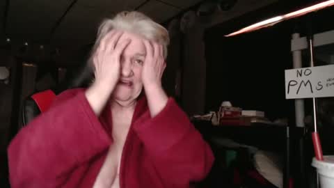 cat online show from February 10, 4:47 pm