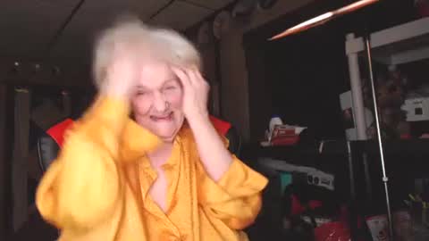 cat online show from February 1, 5:47 pm