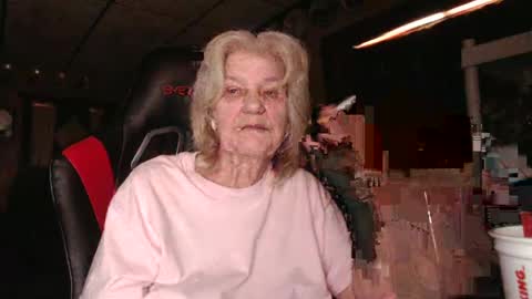 cat online show from February 22, 3:32 pm