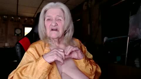 cat online show from October 21, 6:12 pm