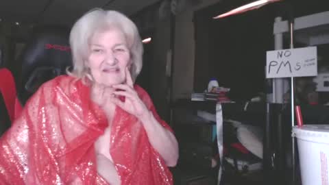 cat online show from February 7, 4:24 pm