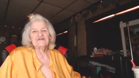 cat online show from January 26, 6:27 pm