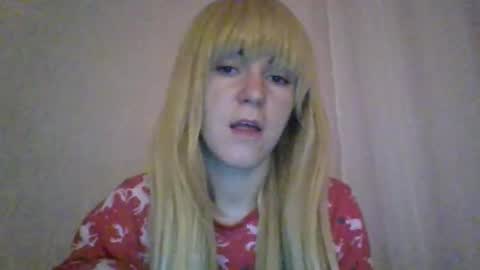 Snapshot of cat_2019 chatting on September 19, 11:26 pm cat_2019 online show from September 19, 11:26 pm