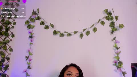 Snapshot of cata_greenn chatting on September 13, 12:29 am Cata green model independient online show from September 13, 12:29 am