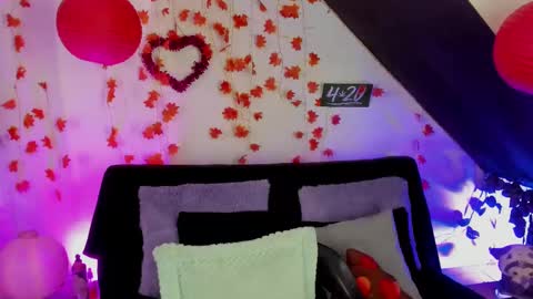 Snapshot of cata_greenn chatting on February 24, 8:25 pm Cata green model independient online show from February 24, 8:25 pm