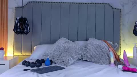 Dani   online show from March 17, 4:55 pm