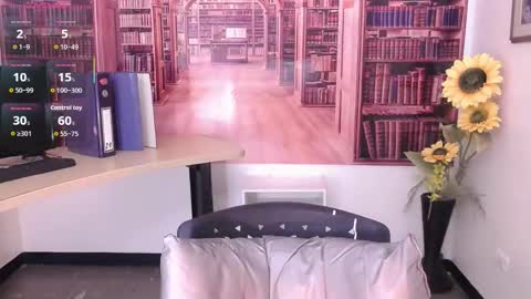 Queen Catalella online show from October 3, 4:17 am