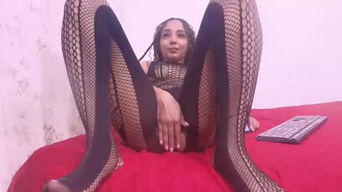 Snapshot of cataleya__ebony chatting on October 23, 7:42 pm cataleya online show from October 23, 7:42 pm