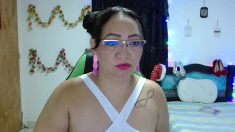 isabel online show from December 20, 10:05 am
