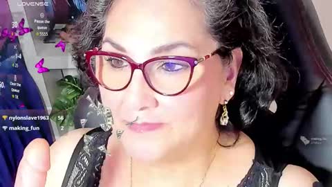 Snapshot of cataleya_mom_ chatting on October 26, 12:00 pm cataleya online show from October 26, 12:00 pm