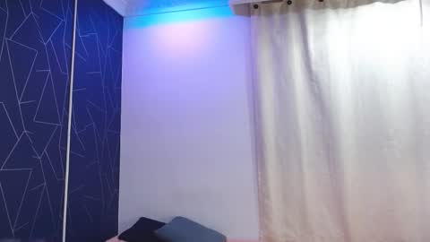 Snapshot of cataleyalove_ady chatting on February 18, 3:42 am cataleyalove_ady online show from February 18, 3:42 am