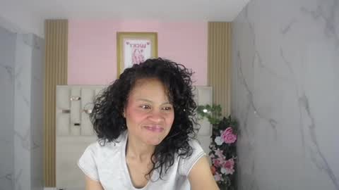 Catalina  online show from April 8, 3:19 am