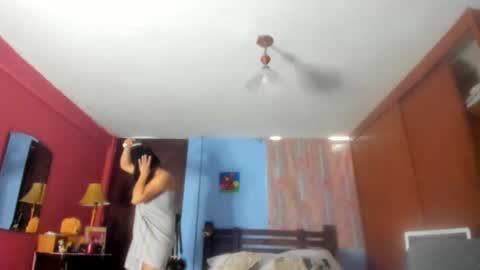 Catalina online show from October 20, 7:28 pm