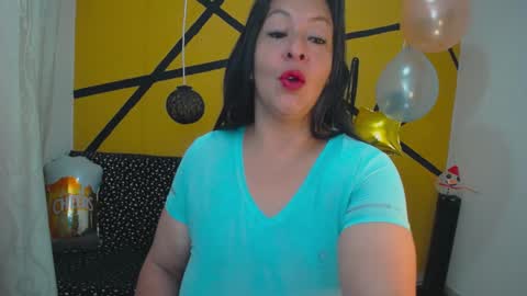 Catalina online show from January 8, 12:15 pm