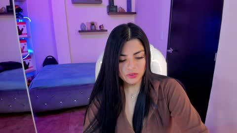 Snapshot of catalina_naughtyy chatting on December 14, 8:40 pm Catalina online show from December 14, 8:40 pm