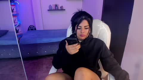 Snapshot of catalina_naughtyy chatting on December 12, 9:48 pm Catalina online show from December 12, 9:48 pm