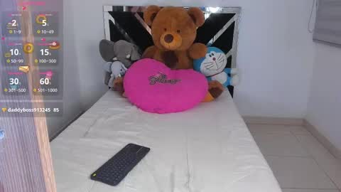 Snapshot of catalina_smith__ chatting on September 13, 12:07 am Catalina online show from September 13, 12:07 am