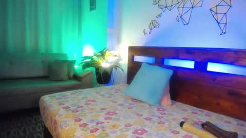 CatalinaJoyful online show from February 5, 10:46 pm