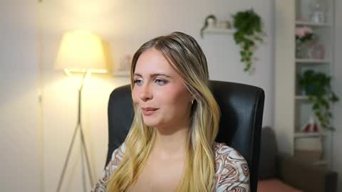 catecrago  online show from September 23, 8:23 am