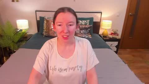 Catrin online show from April 17, 4:47 am