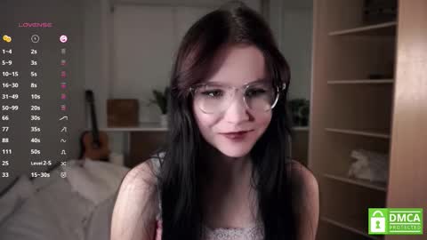 Eva  online show from September 17, 6:17 pm