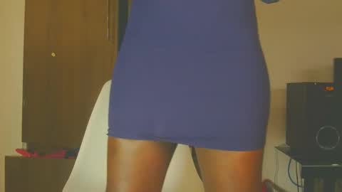 Snapshot of cathynoir chatting on October 3, 5:45 am catrine online show from October 3, 5:45 am