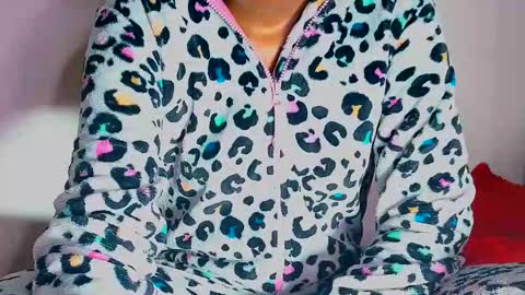 Snapshot of cathynoir chatting on November 1, 5:28 pm catrine online show from November 1, 5:28 pm