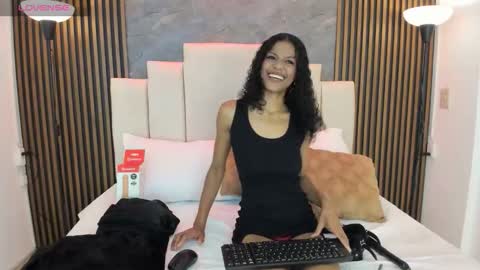 catiusca_reyes_03 online show from December 4, 2:52 pm