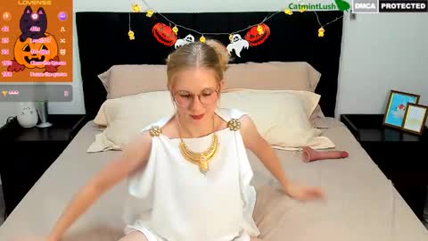 CatmintLush online show from November 1, 12:15 am