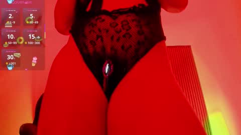 Snapshot of caty_sex4u chatting on October 24, 8:21 am caty online show from October 24, 8:21 am