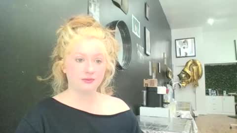 ccfox35 online show from September 30, 4:12 pm