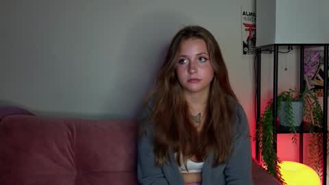 Snapshot of ceceliapidcock chatting on September 17, 7:12 pm Lina online show from September 17, 7:12 pm