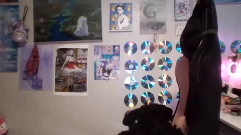 Cecelia Taylor online show from March 21, 8:19 am