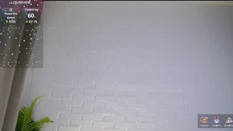 Snapshot of cecillaj chatting on January 11, 8:43 pm cecillaj online show from January 11, 8:43 pm