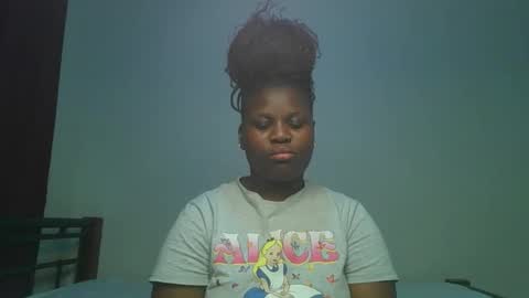 ceepretty25 online show from April 14, 9:53 am