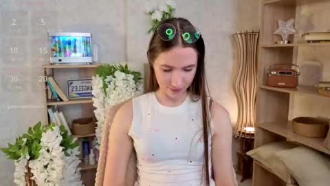 Snapshot of cel1ne_secret chatting on September 18, 6:12 am Josie Manesi online show from September 18, 6:12 am