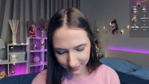 Snapshot of cel1ne_secret chatting on January 22, 7:24 pm Josie Manesi online show from January 22, 7:24 pm