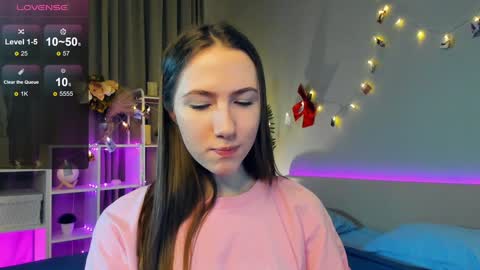 Snapshot of cel1ne_secret chatting on February 7, 7:06 pm Josie Manesi online show from February 7, 7:06 pm