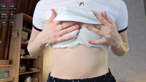 Snapshot of cel1ne_secret chatting on September 25, 5:50 am Josie Manesi online show from September 25, 5:50 am