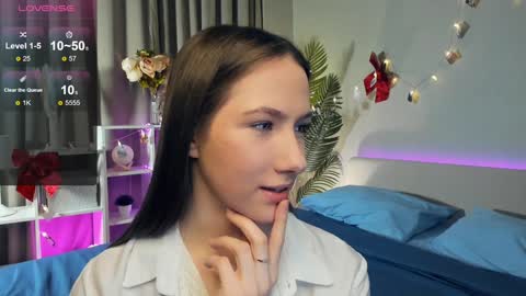 Snapshot of cel1ne_secret chatting on February 6, 7:51 pm Josie Manesi online show from February 6, 7:51 pm