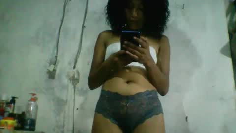 celena438935 online show from November 20, 9:27 pm