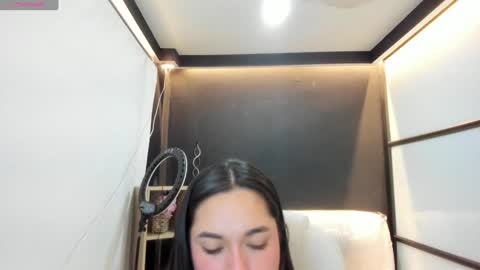 Snapshot of celesstebruce chatting on February 8, 7:49 pm meli online show from February 8, 7:49 pm