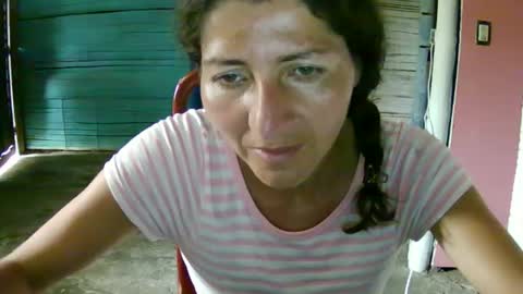 Snapshot of celeste198694 chatting on February 7, 5:29 pm celeste198694 online show from February 7, 5:29 pm